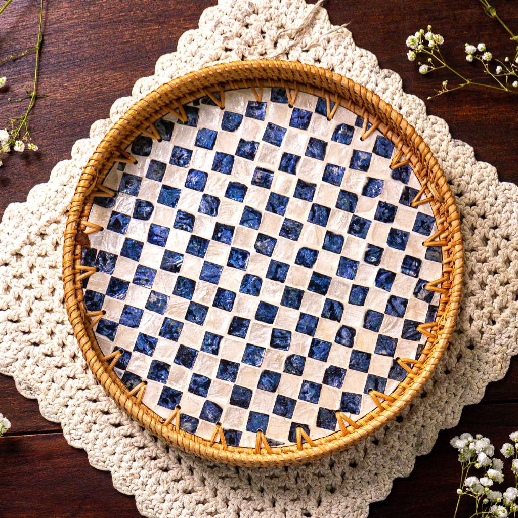 Rattan Trays Mother of Pearl